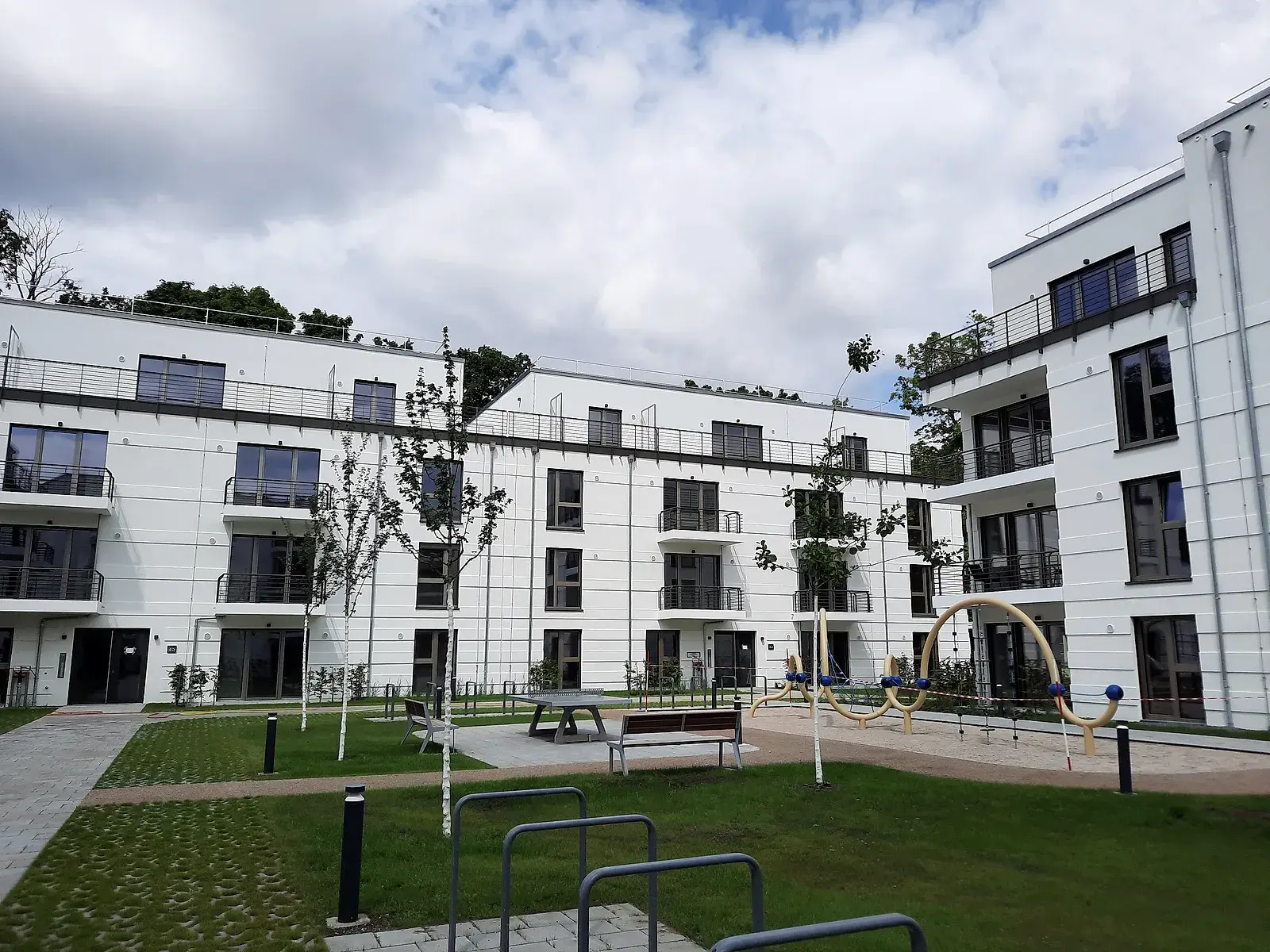 Wohn- und Studentenwohnanlage Königin-Luise-Straße, Berlin-Dahlem – Ansicht 2